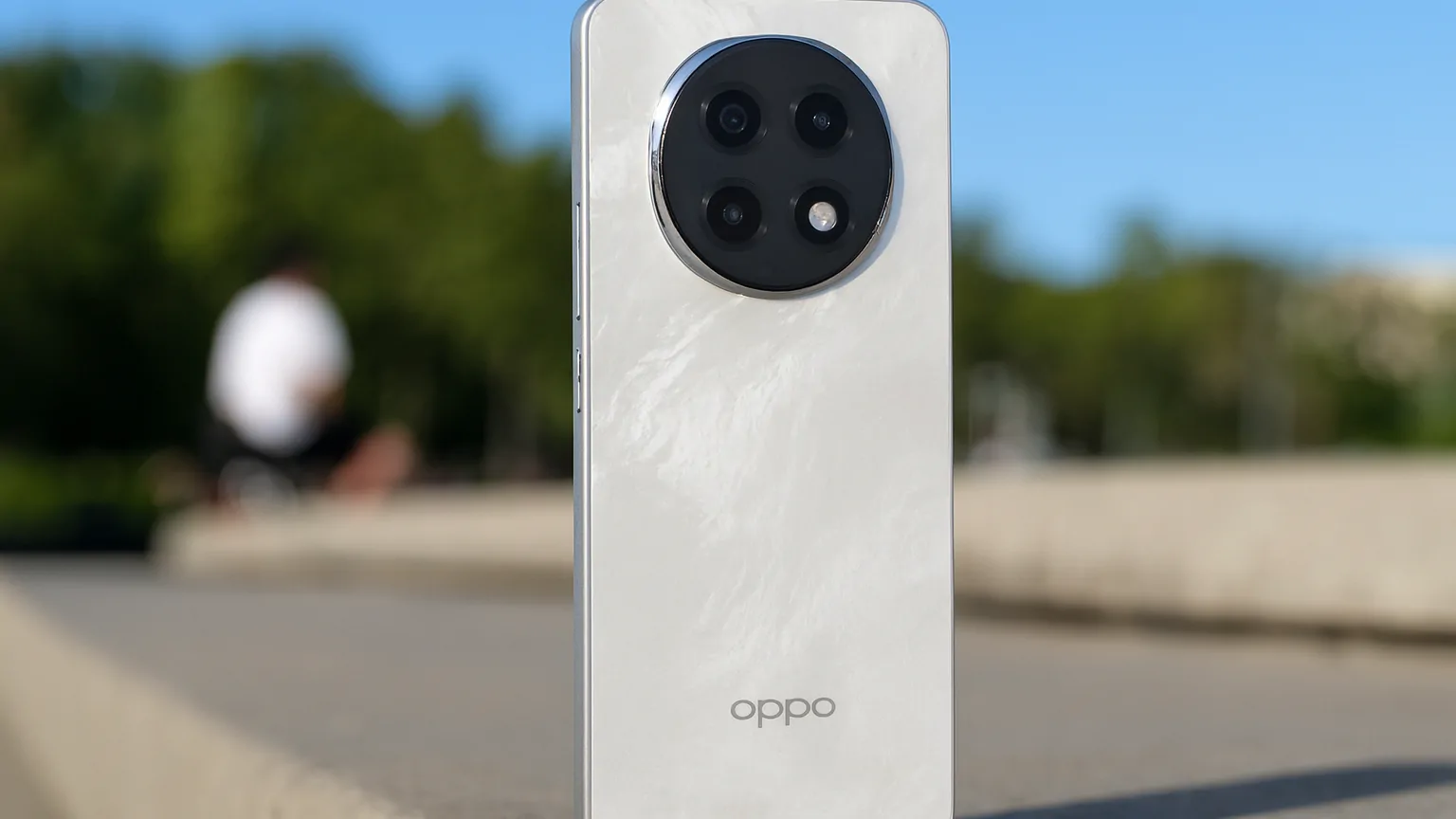OPPO A6 Max เปิดตัวในจีน มาพร้อมแบตเตอรี่ Silicon-Carbon 7,000 mAh ชาร์จไว 80W และดีไซน์ทนทานเหนือระดับ