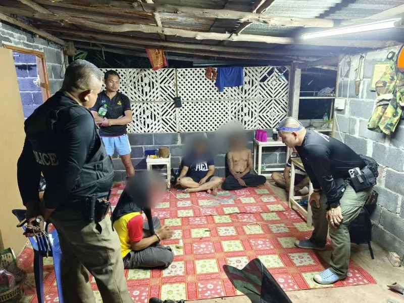 รวบสาวซุกระเบิด! ฝ่าด่านตรวจทหารพรานที่ท่าลี่ สุดท้ายหนีไม่รอด โดนจับพร้อมของกลาง