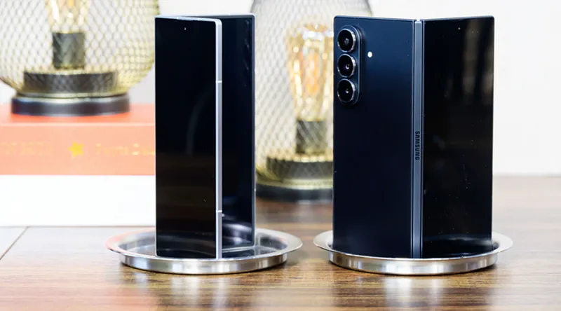 Samsung เริ่มเดินหน้าพัฒนา Galaxy Z Fold8 แล้ว! ลืออาจกลับมาใช้วัสดุ CFRP แทนไทเทเนียม พร้อมคืนชีพ S Pen