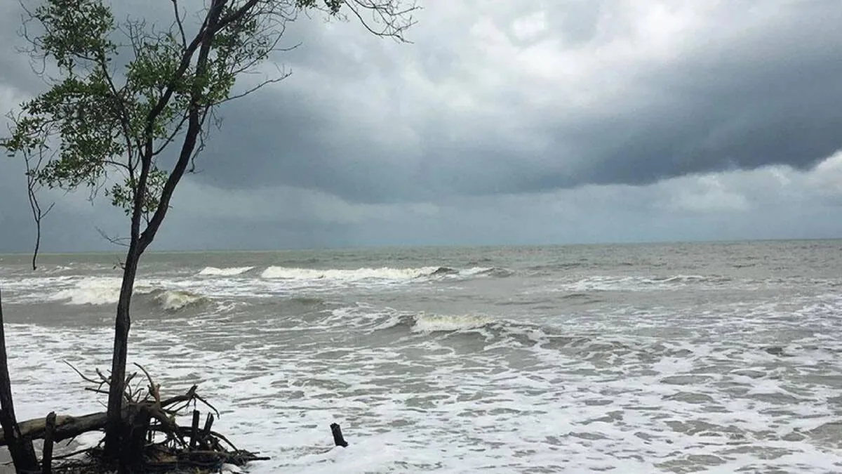 สภาพอากาศประจำวันที่ 4 พฤศจิกายน 2567 ฝนตกหนักในภาคใต้ อุณหภูมิต่ำสุด 18 องศาฯ ในภาคเหนือ