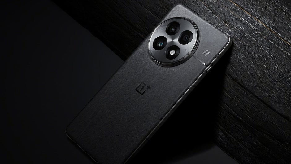 OnePlus 13 เปิดตัวพร้อมฟีเจอร์การติดตามเมื่อปิดเครื่องและสเปคสุดล้ำ