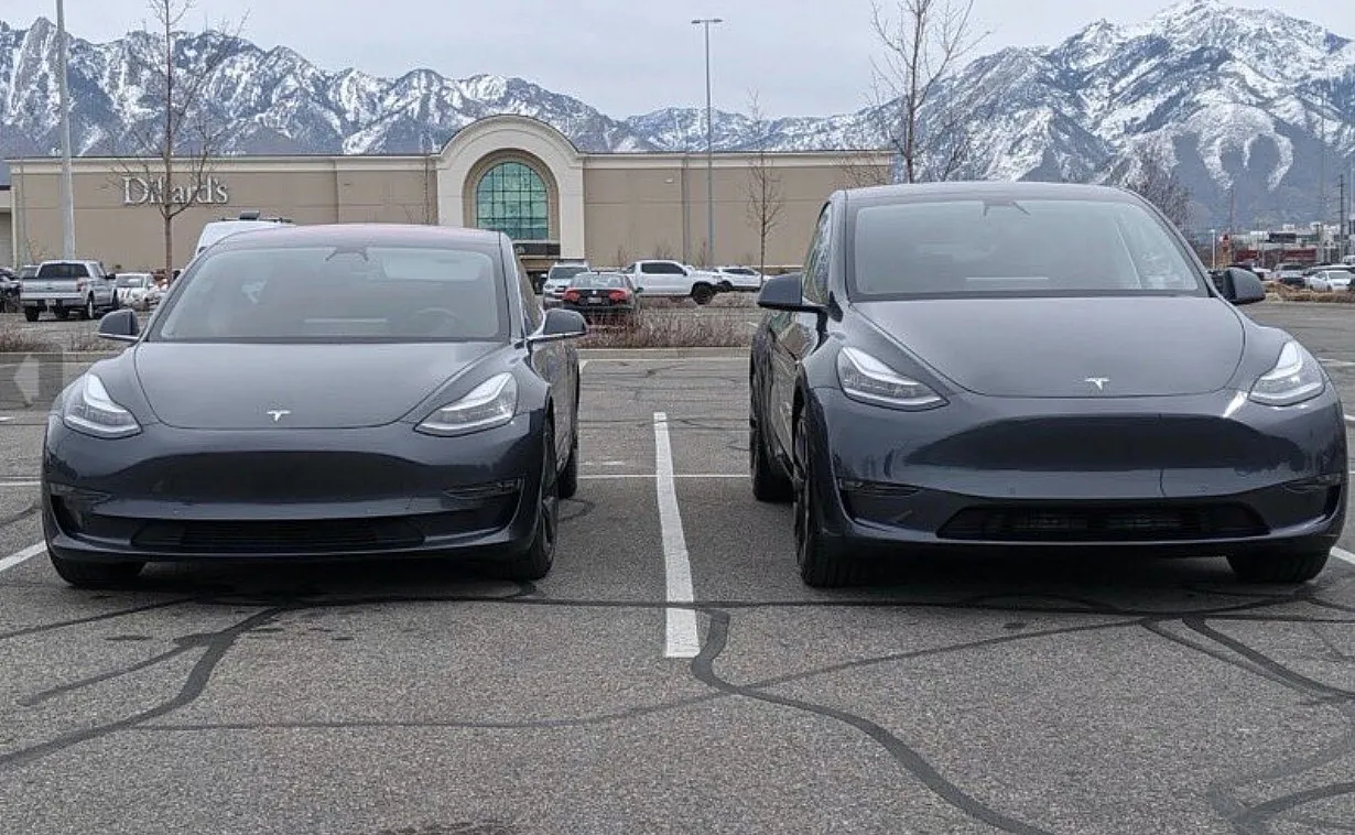 โปรโมชั่นพิเศษ Tesla ลดราคาสำหรับ Model Y และ Model 3 ปี 2025 พร้อมข้อเสนอที่คุณไม่ควรพลาด