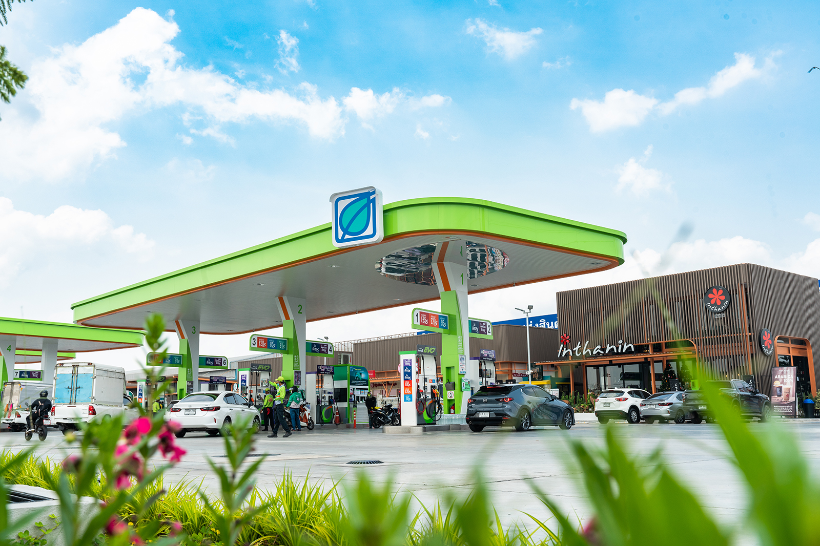 บางจากฯ จัดโปรโมชันลดราคาน้ำมันพรีเมียม 5 บาท/liter ส่งท้ายปีใหม่ ช่วยลดภาระค่าครองชีพในช่วงเทศกาล