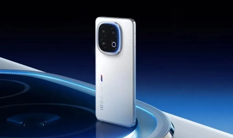 iQOO 15 เตรียมเปิดตัวตุลาคมนี้ พร้อมจอ Samsung AMOLED และชิปเล่นเกมพัฒนาเอง