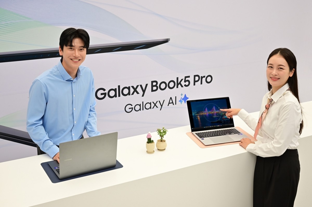 Samsung เปิดตัว Galaxy Book5 Pro แล็ปท็อปทรงพลังพร้อม AI สองแพลตฟอร์มและจอ AMOLED 2X