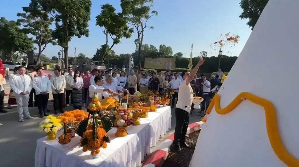 เชียงใหม่จัดยี่เป็งสุดยิ่งใหญ่ เสริมสิริมงคลและเผยมนต์เสน่ห์วัฒนธรรมล้านนา